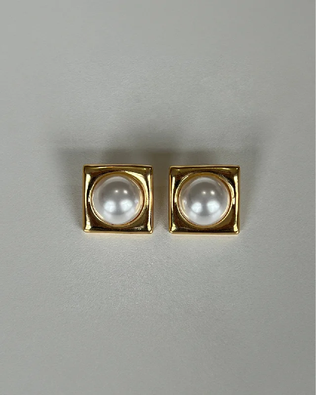 Retro Drop Earrings for Nostalgia -FAYE EARRINGS - GOLD-PEARL