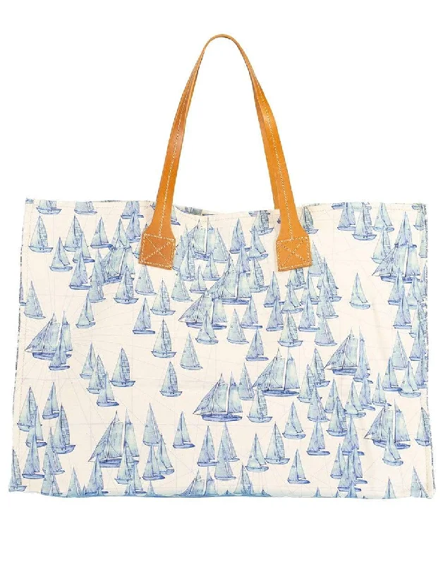 Women's bags with clean lines and sophisticated design for professional or casual wear-Beach Print Canvas Beach Bag