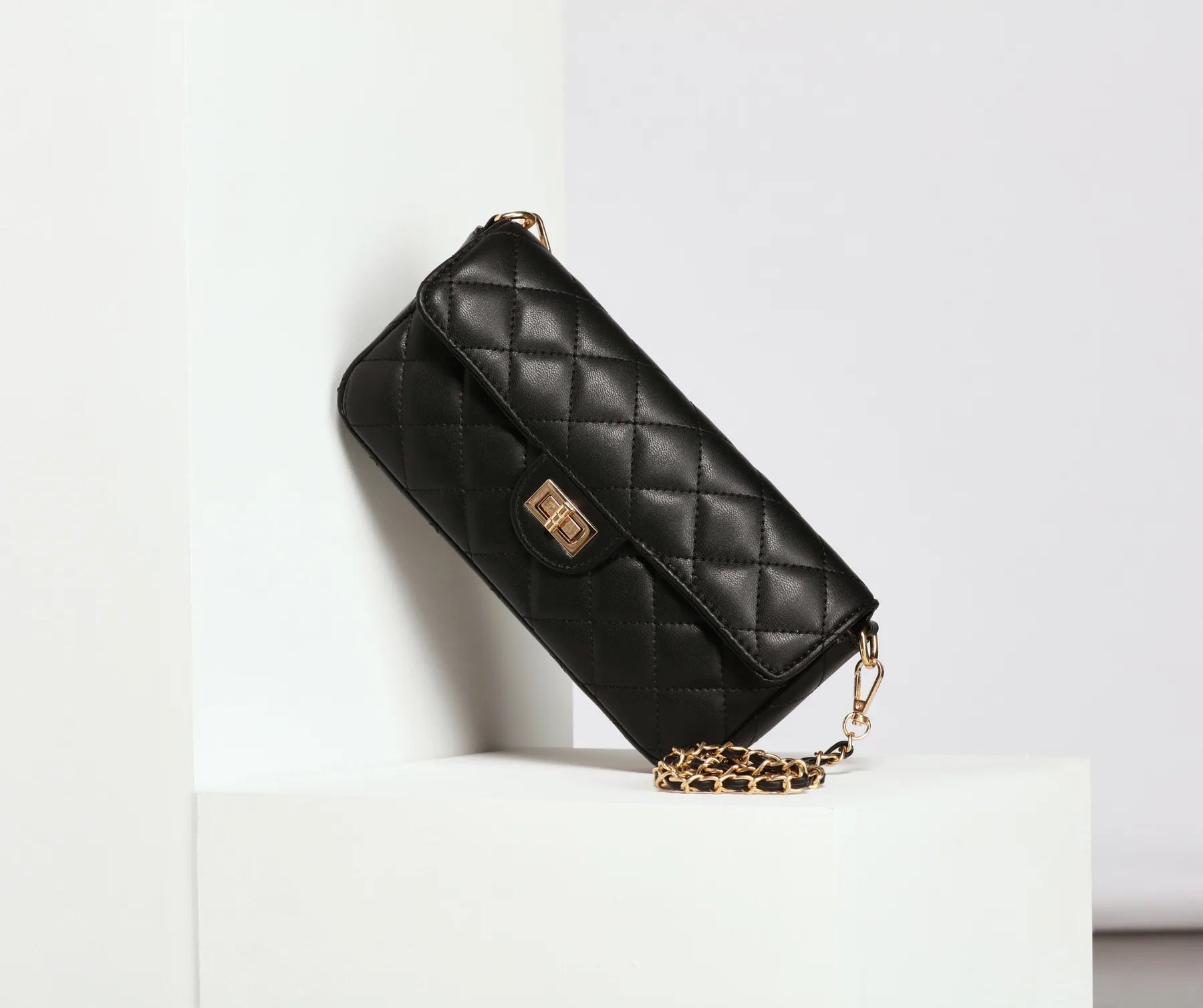 Elegant women's bags with satin material and crystal detailing for evening wear-Stylish Stunner Quilted Diamond Crossbody