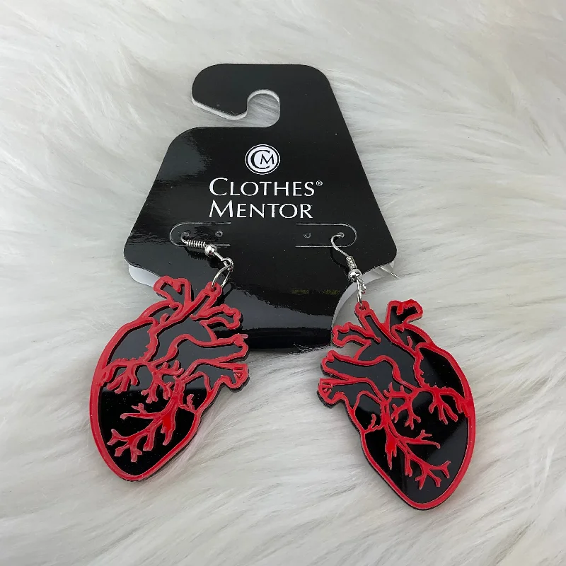 Gothic Drop Earrings with Dark Tone -Earrings Dangle/drop By Clothes Mentor