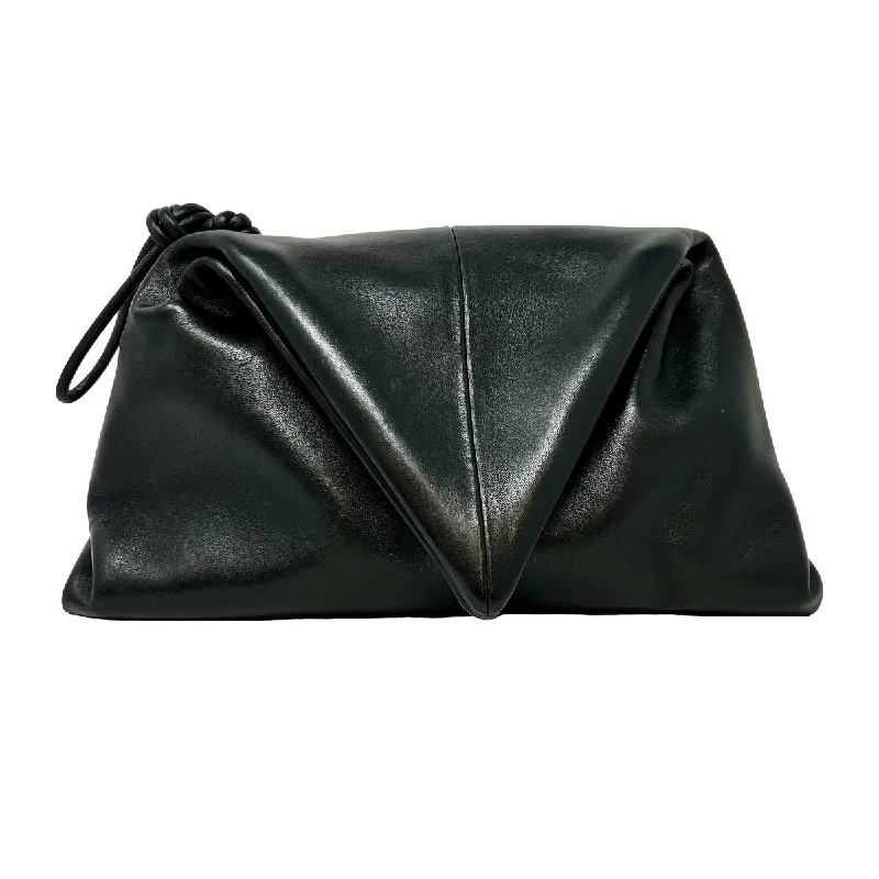 Women's bags with large front pocket and adjustable strap for daily convenience-Bottega Veneta Trine Envelope Clutch