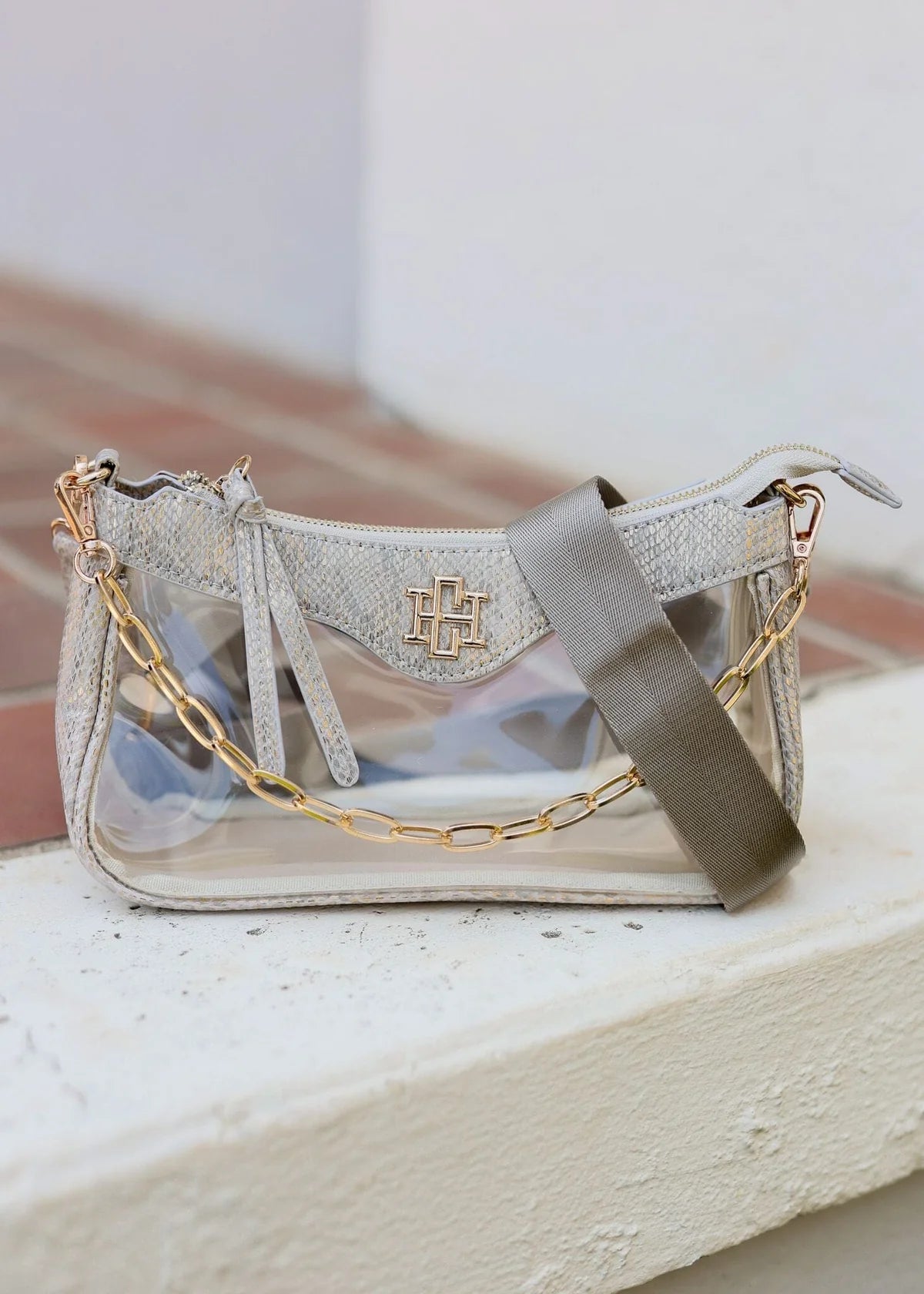 Women's bags with spacious interior and organized pockets for practical use-Cassidy Clear Crossbody Metallic Champagne