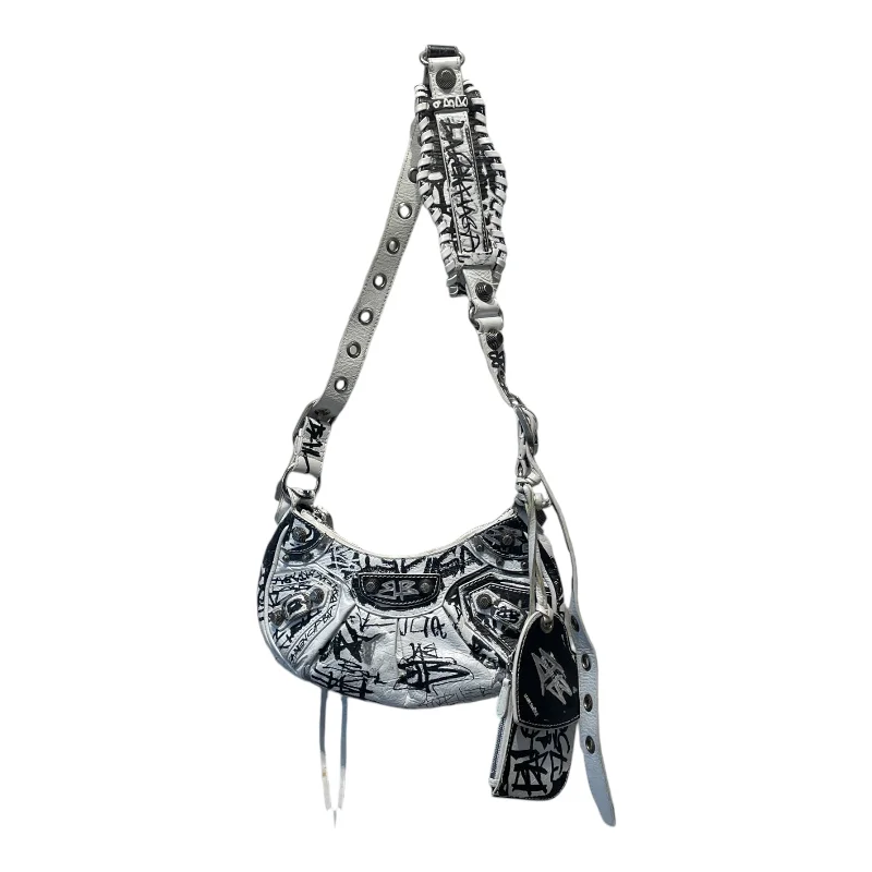 Women's bags with stylish handles and sleek shape for a contemporary, high-fashion look-BALENCIAGA/Bag/All Over Print/WHT/graffiti le cagole