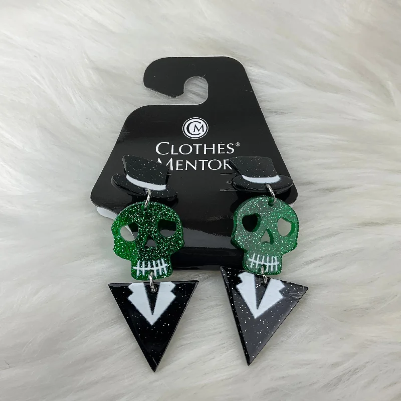 Drop Earrings with Keyhole Designs -Earrings Dangle/drop By Clothes Mentor