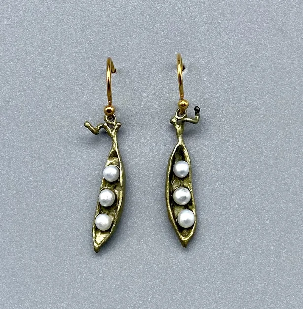 Best hoop earrings with blackened metal for an edgy and bold appearance-Pea Pod Earrings