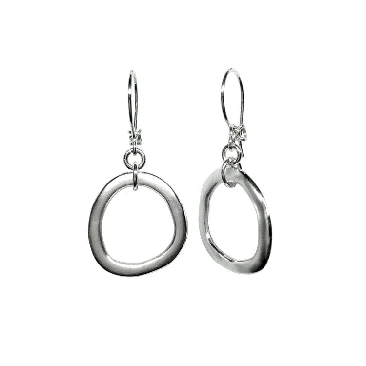 Medium hoop earrings for an everyday look with the perfect balance of style-Medium Circlet Earrings