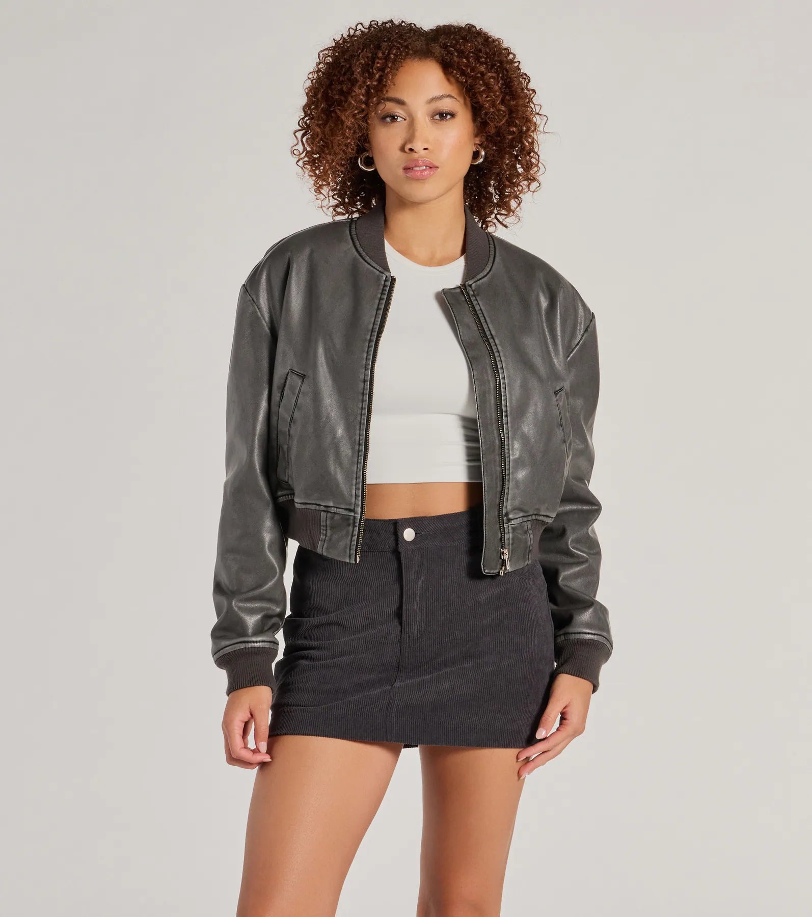 Best necklaces and pendants with matching rings for a coordinated jewelry set-Casual Slay Cropped Oversized Faux Leather Bomber Jacket